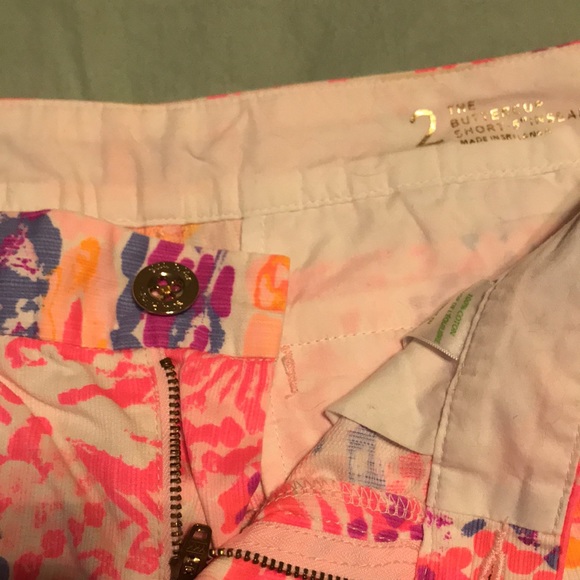 Lilly Pulitzer Buttercup Shorts - Picture 3 of 3